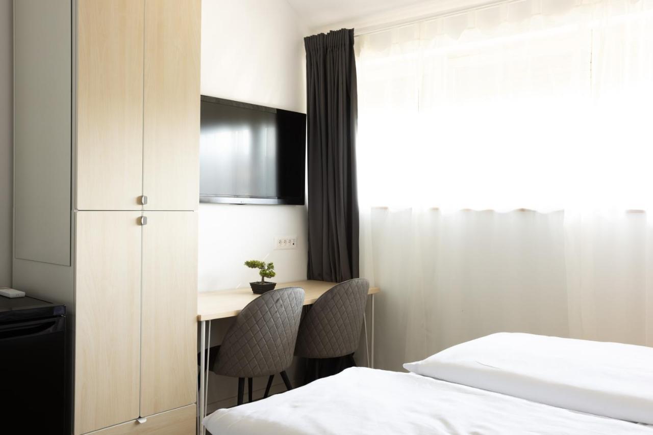 Apartments Trzin-Mlake W Free Parking Екстер'єр фото